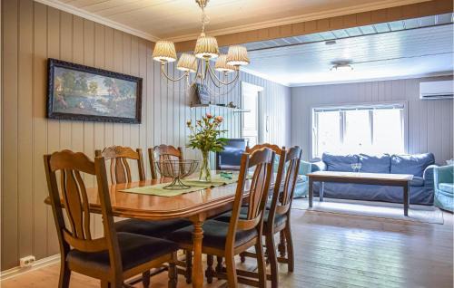 Suldal Apartment | Lovely Apartment In Hebnes