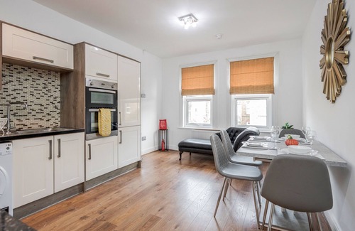 Lea Bridge Apartment | Lovely Apartment in London -