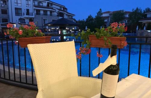 Aheloy Apartment | Lovely Apartment in peaceful family spa resort near to Nesebar