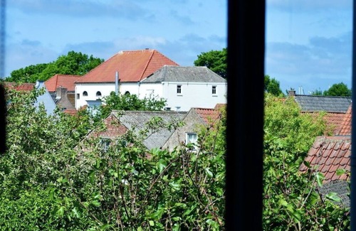 Brouwershaven Apartment | Lovely apartment for 2 people with WIFI, A/C, TV and parking