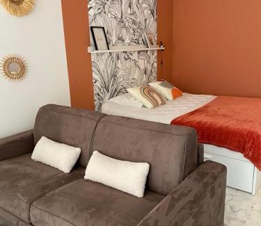 Beaulieu-sur-Mer Apartment | Lovely city center rental with balcony