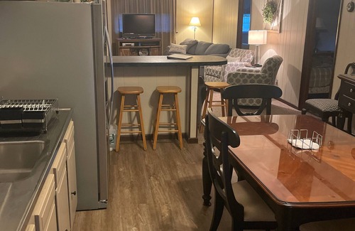 Elysburg Cottage | Lovely Cottage Next To Knoebels Amusement Park, Outdoor Pavilion, WiFi, Fire Pit