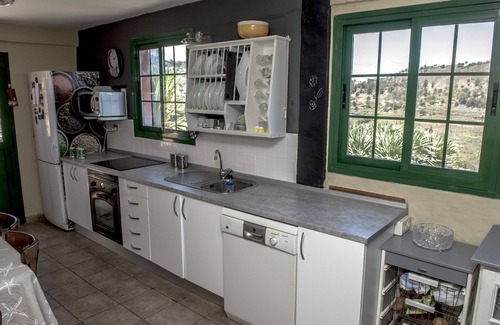 Teror House | Lovely country house "La Peña", Teror, Gran Canaria, WIFI, BBQ, Nature, Relax.