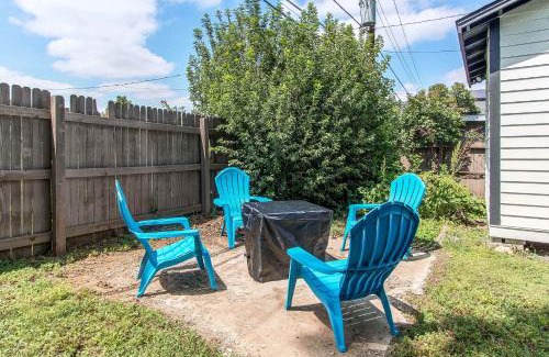 Northglenn House | Lovely family home in Northglenn with fenced yard and bonus room