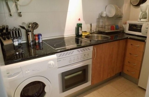 Puerto de la Duquesa Apartment | lovely flat (ground floor) at Manilva (Andalucia): 5 P/2 pools/300m beach