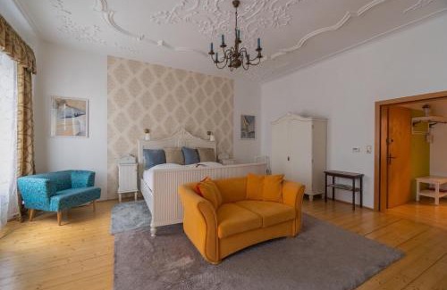 Old Town Apartment | Lovely Flat in a Lovely City