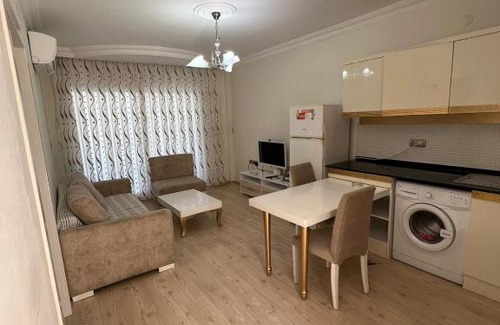 Akbuk Apartment | Lovely Flat in Didim with Shared Pool Sauna Gym