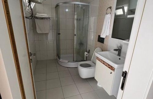 Akbuk Apartment | Lovely Flat in Didim with Shared Pool Sauna Gym