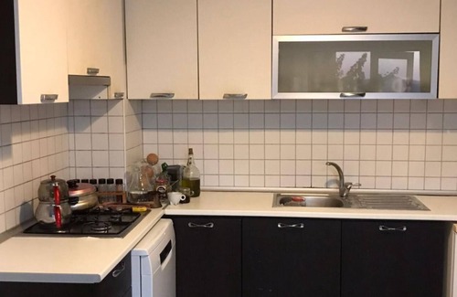 Gulluk Apartment | Lovely Flat near Sea with Shared Pool in Milas