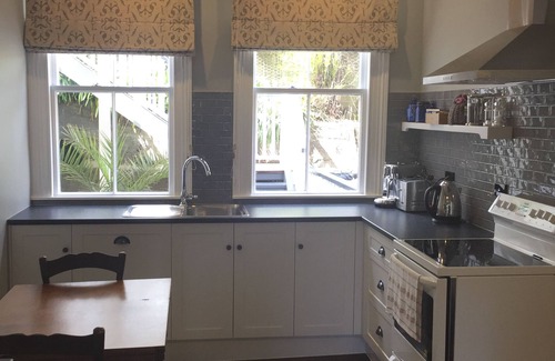 Opua Apartment | Lovely heritage accommodation