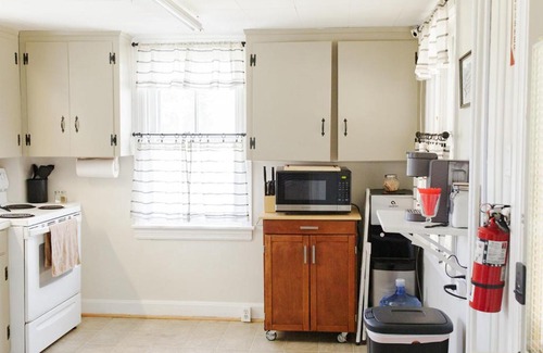 Williamsport House | Lovely Historic Williamsport Home-ArtizanSt-RmA