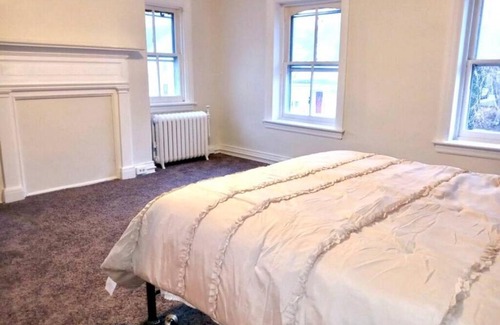 Williamsport House | Lovely Historic Williamsport Home-ArtizanSt-RmA