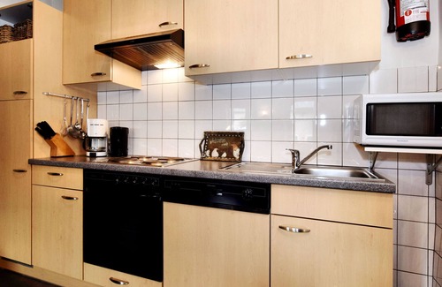 Richelle House | Lovely Holiday Home in Richelle with Barbecue