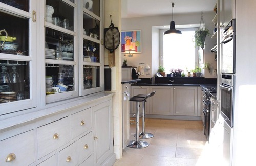 Barbery House | Lovely home in Barbery with WiFi