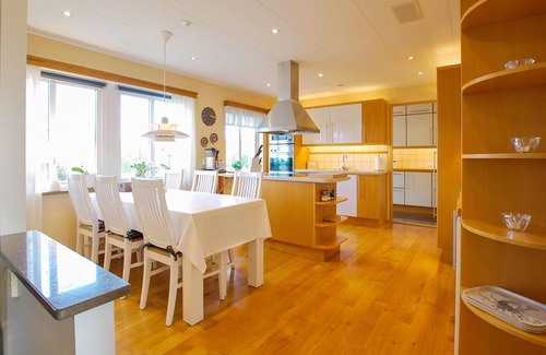Borgholm House | Lovely home in Borgholm with sauna