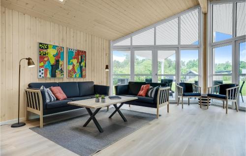 Øksenmølle House | Lovely Home In Ebeltoft With Sauna