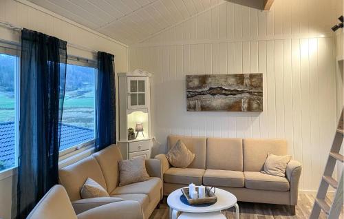 Meland House | Lovely Home In Frekhaug With Wifi