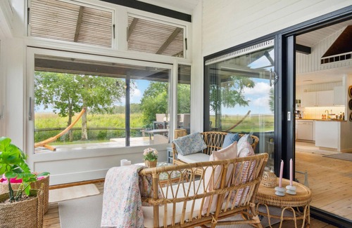 Helberskov Strand House | Lovely home in Hadsund with WiFi