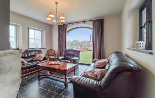 Knesselare House | Lovely Home In Knesselare With Wifi
