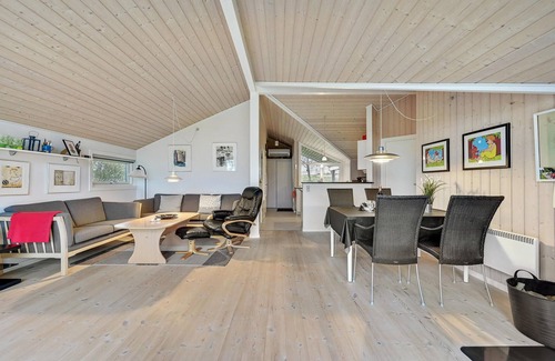 Martofte House | Lovely home in Martofte with WiFi