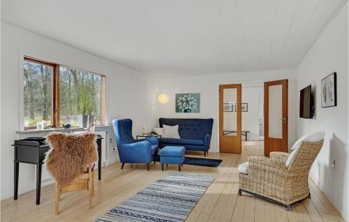Frederikshab House | Lovely Home In Randbøl With Kitchen
