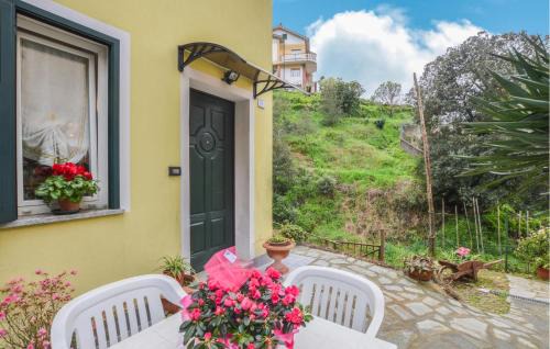 Vado Ligure House | Lovely Home In Sant'ermete With Kitchen