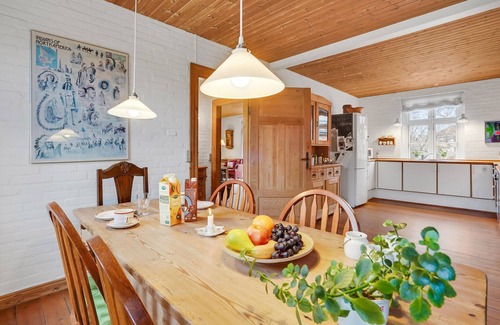 Sønderborg House | Lovely home in Sønderborg with kitchen