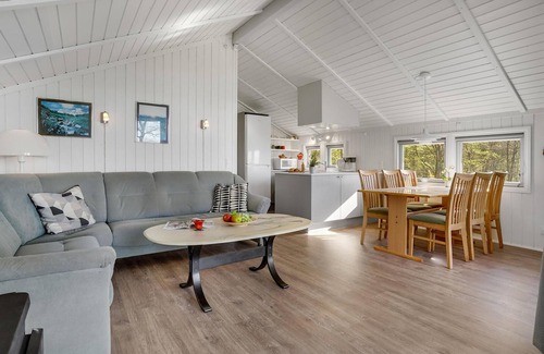 Vejle House | Lovely home in vejle øst with kitchen