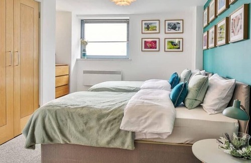 Holbeck Apartment | Lovely Large Leeds City Centre Apartment