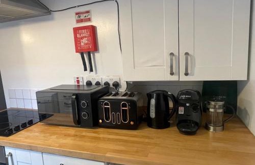 Cathall Apartment | Lovely Large London Apartment