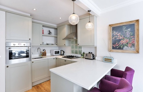 Pimlico Apartment | Lovely large one bed flat near Victoria in Pimlico