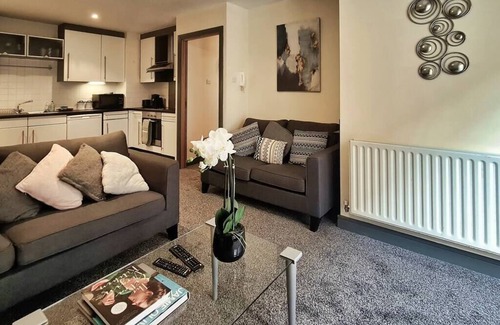 Temple Bar Condo | Lovely One Bed Apartment in Hip End of Temple Bar