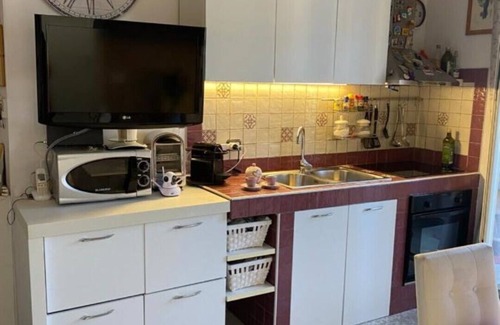 Bagnoli Apartment | Lovely one-bedroom apartment in Bagnoli Matthias House