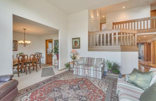 Wilkes East House | Lovely Portland Home about 10 Mi to Downtown!