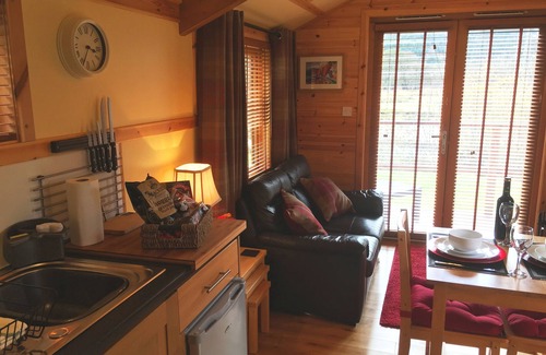 Rashfield Cabin | Lovely Riverside Lodge for two, by romantic Pucks Glen in the Argyll Forest Park