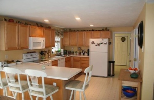 Mashpee Neck House | Lovely sanctuary on the Cape with kayaks and bikes