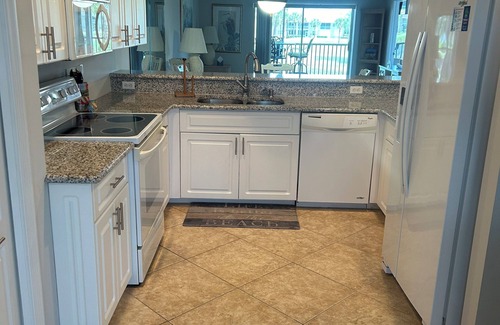 Heritage Palms Condo | Lovely second floor 2 bedroom condo at Heritage Palms Golf and Tennis Club