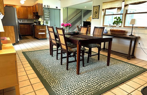 Keene House | Lovely spacious home in the country - Work Remotely