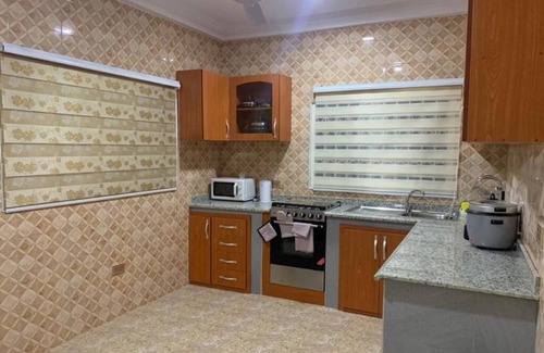 Mile 11 Apartment | Lovely spacious room in Accra