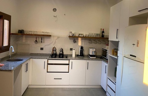 Karaoz House | Lovely Stonehouse with Pool and Backyard in Izmir