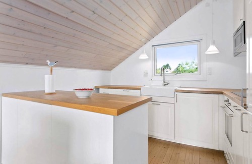 Ebeltoft House | Lovely summer house in a town-close location