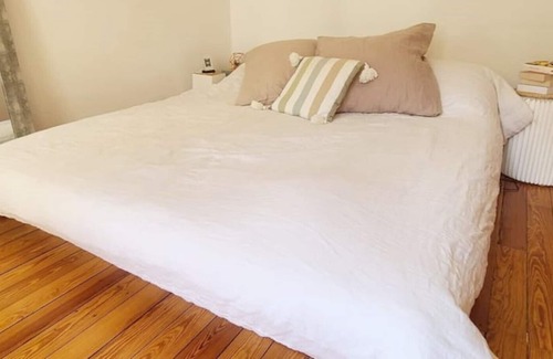 Maison-Royale Apartment | Lovely Sun-kissed Apartment by the Lake