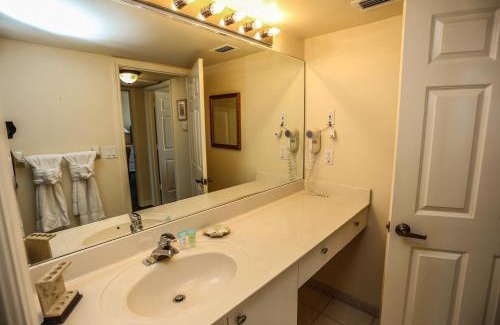 Fort Myers Beach Apartment | Lovers Key Resort 206