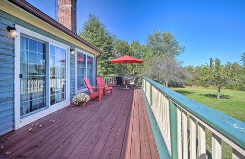 Lovettsville House | Lovettsville Cottage in Heart of Wine Country