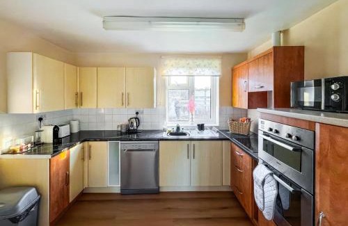 Howlett End House | Lowal House - Uk46054