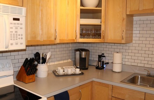 Coral Gables Section House | LOWEST PRICE 4 SPRING BREAK HOME! GABLES, UM, MIA AIRPORT, MIAMI BEACH, DOWNTOWN