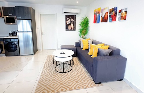Cantonments Apartment | Loxwood House