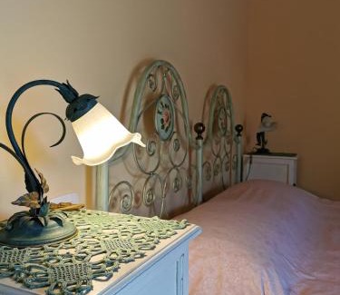 Vezzano sul Crostolo Bed & Breakfast | Luci nel Bosco B&B