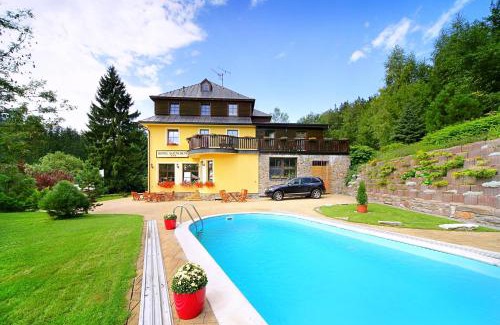 Janske Lazne Hotel | Lucni Dum