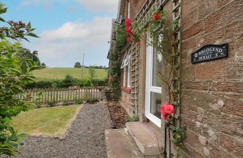Canonbie House | Lucys cottage